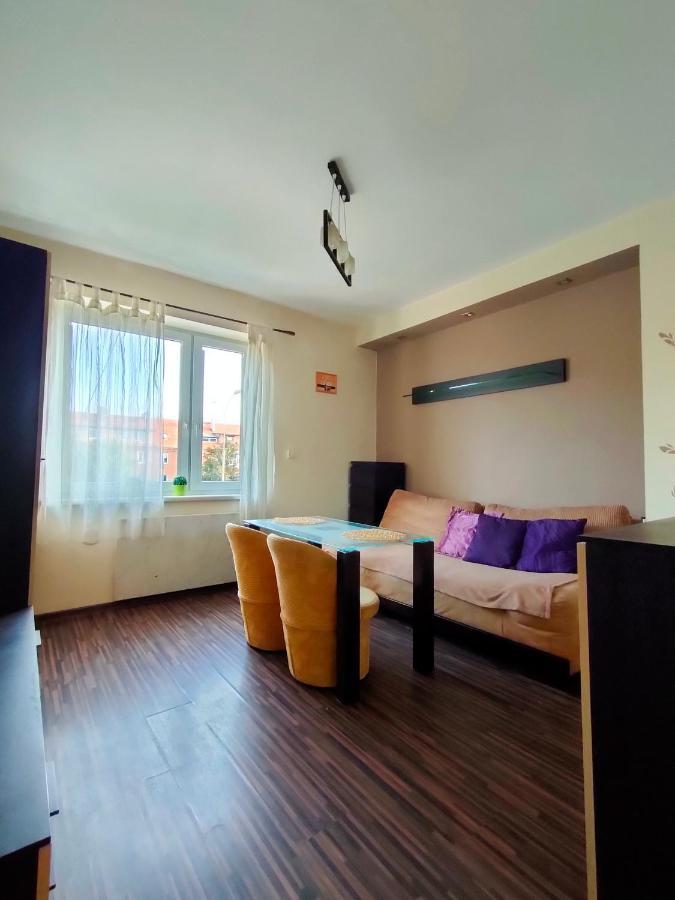 Hallera Wroclaw Dış mekan fotoğraf